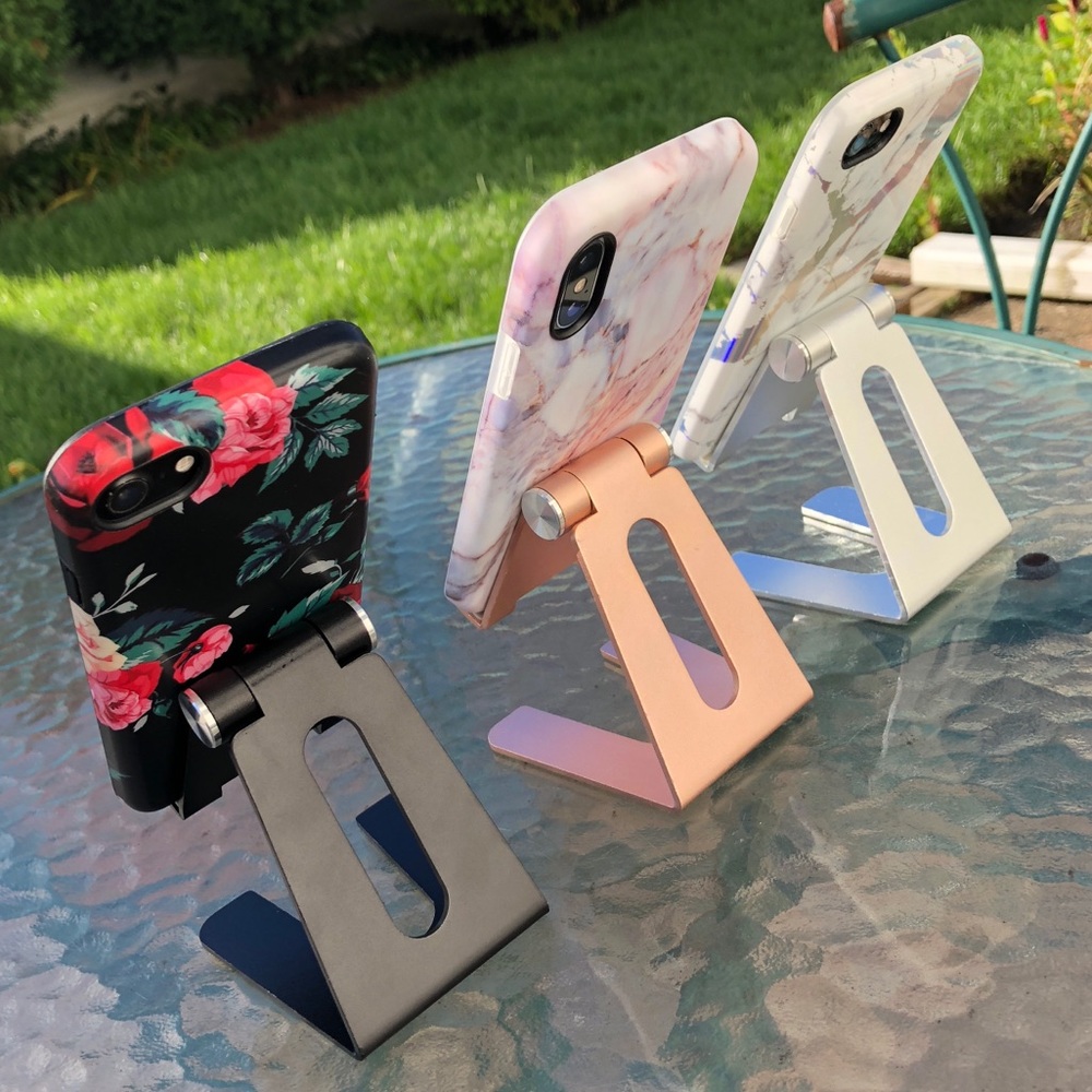 NEW Universal Phone Stand - Must Have Accessory!♥️